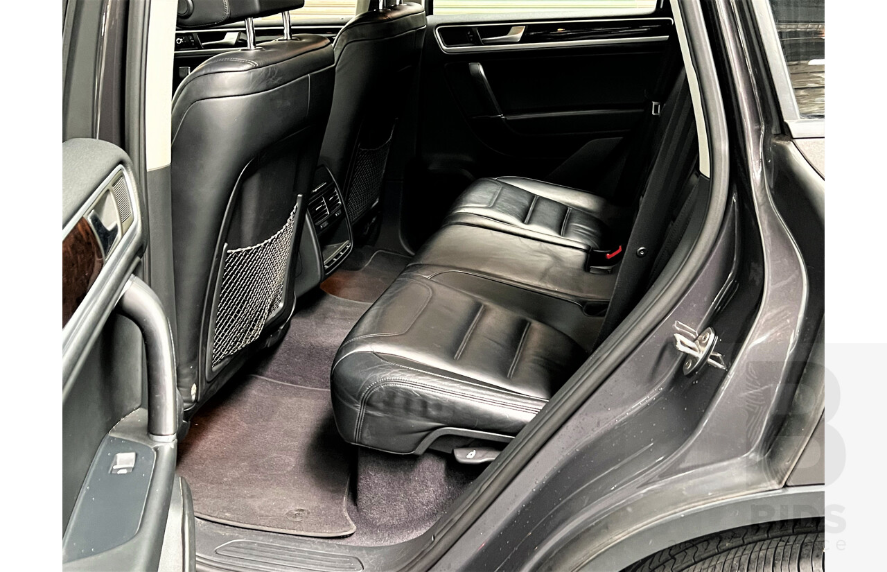 9/2011 Volkswagen Touareg V6 TDI 4xmotion MY11 4d Wagon Grey 3.0L Turbo Diesel