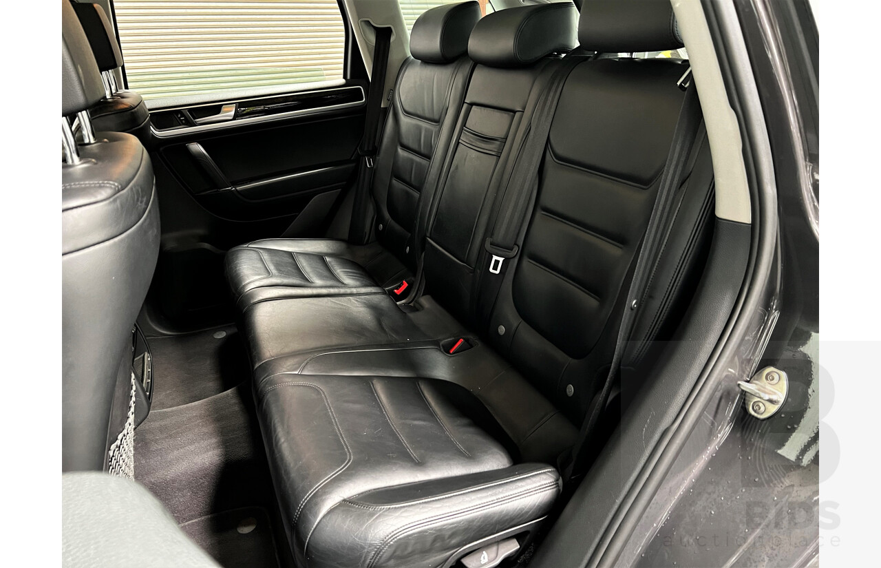 9/2011 Volkswagen Touareg V6 TDI 4xmotion MY11 4d Wagon Grey 3.0L Turbo Diesel