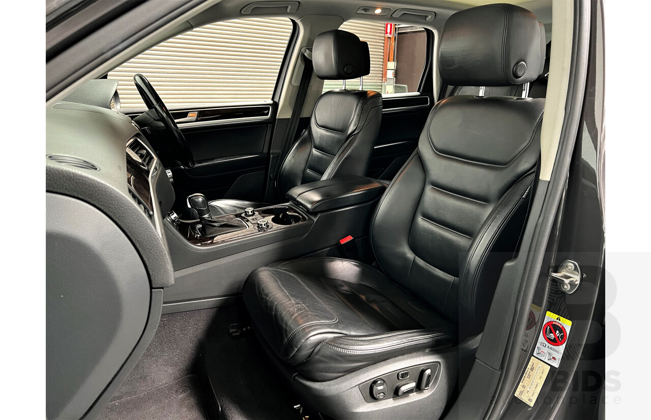 9/2011 Volkswagen Touareg V6 TDI 4xmotion MY11 4d Wagon Grey 3.0L Turbo Diesel