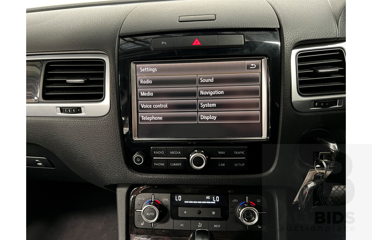 9/2011 Volkswagen Touareg V6 TDI 4xmotion MY11 4d Wagon Grey 3.0L Turbo Diesel