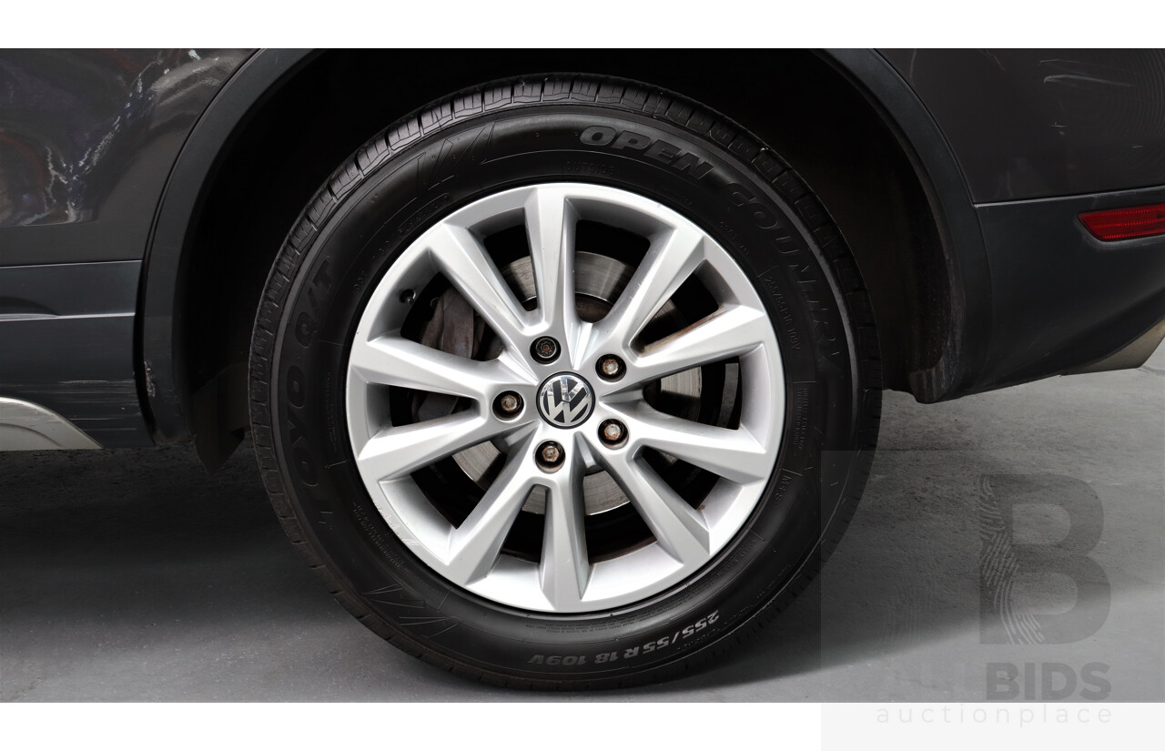 9/2011 Volkswagen Touareg V6 TDI 4xmotion MY11 4d Wagon Grey 3.0L Turbo Diesel