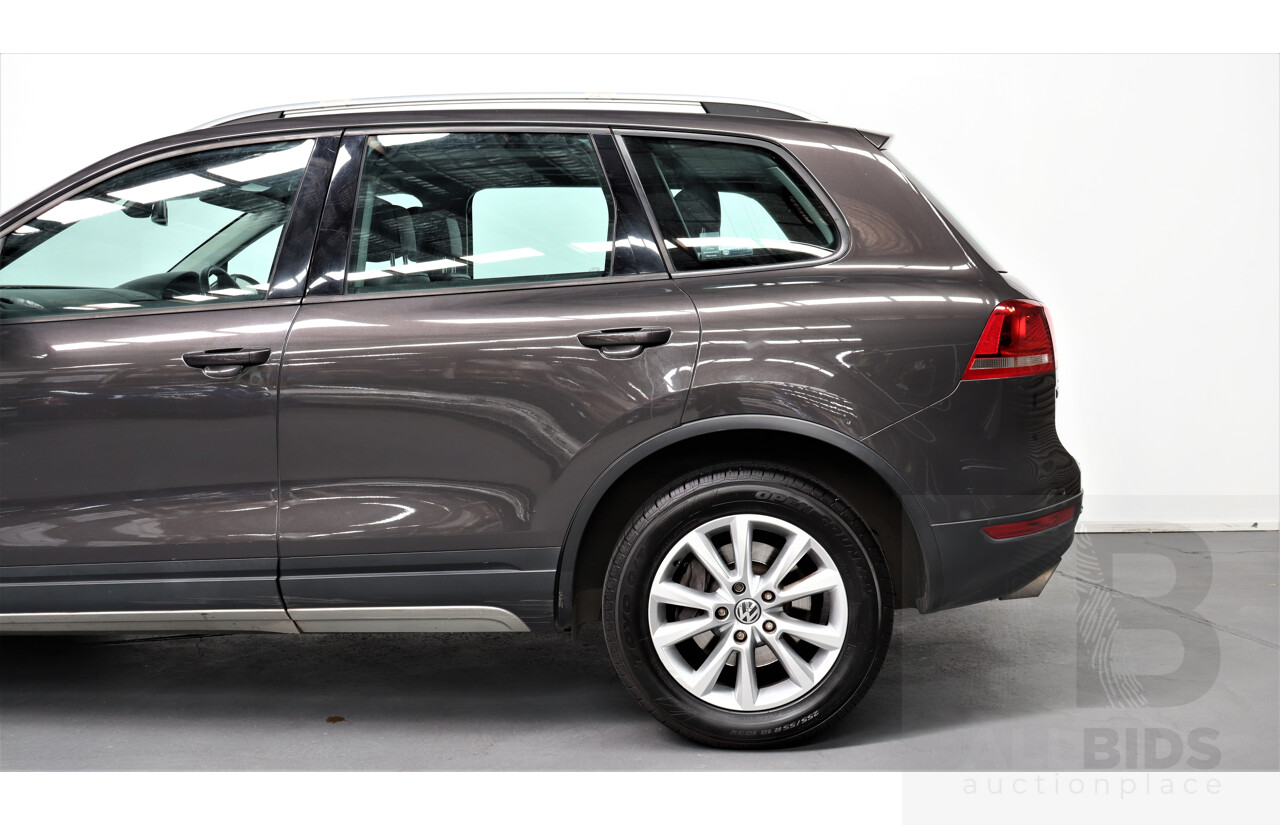 9/2011 Volkswagen Touareg V6 TDI 4xmotion MY11 4d Wagon Grey 3.0L Turbo Diesel