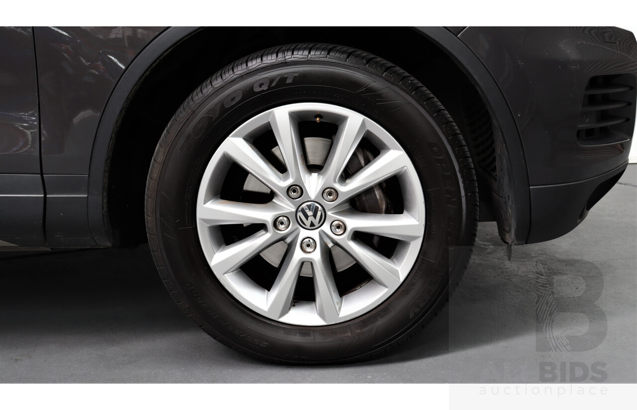9/2011 Volkswagen Touareg V6 TDI 4xmotion MY11 4d Wagon Grey 3.0L Turbo Diesel