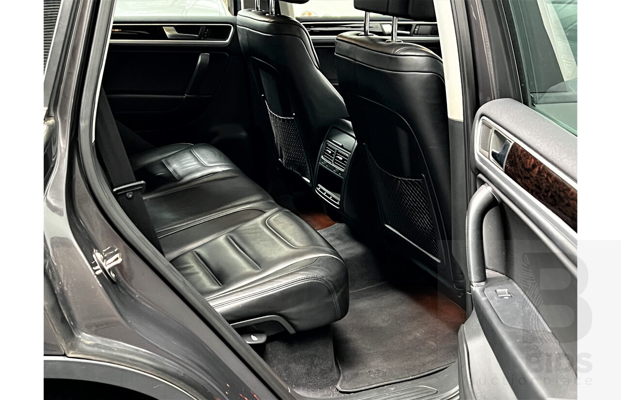 9/2011 Volkswagen Touareg V6 TDI 4xmotion MY11 4d Wagon Grey 3.0L Turbo Diesel