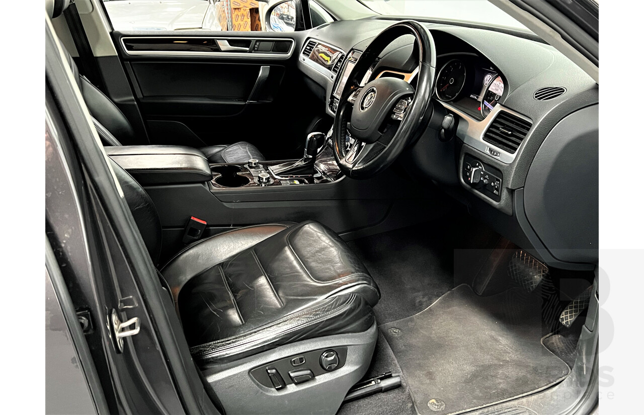 9/2011 Volkswagen Touareg V6 TDI 4xmotion MY11 4d Wagon Grey 3.0L Turbo Diesel