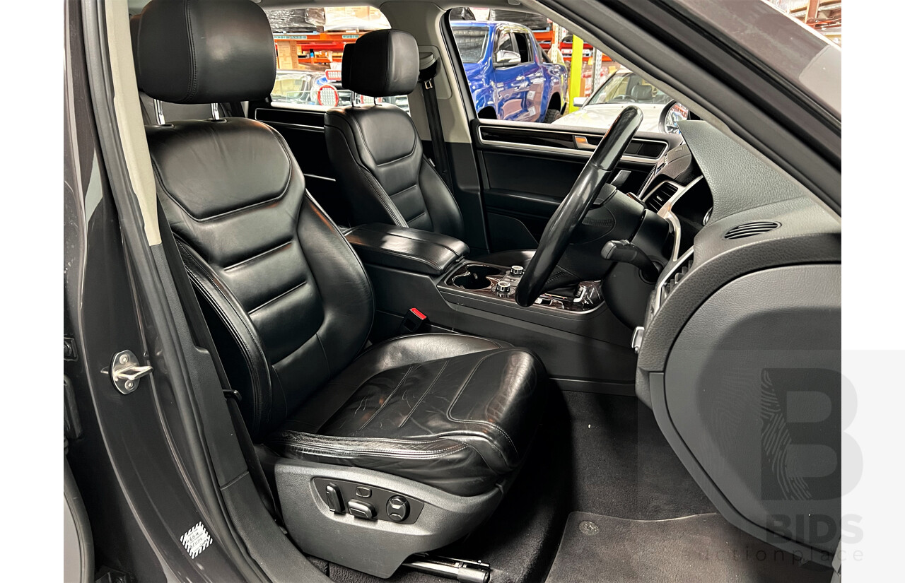 9/2011 Volkswagen Touareg V6 TDI 4xmotion MY11 4d Wagon Grey 3.0L Turbo Diesel