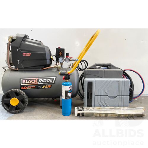 Black Ridge 2.5HP Air Compressor 40 L - BRC180 Inc. Air Tool Cabinet, Air Hoses, 1/2 Inch Torque Wrench