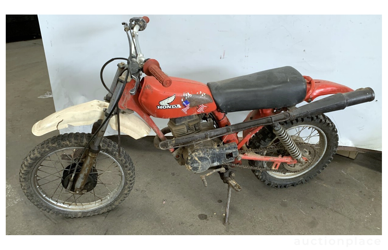 Vintage 1978 Honda XR75 Motorbike