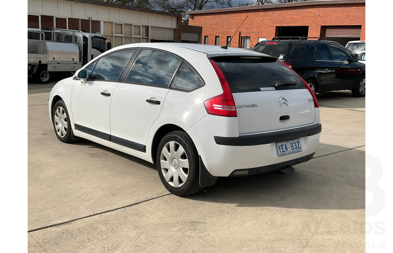 1/2006 Citroen C4 SX 5d Hatchback White 1.6L