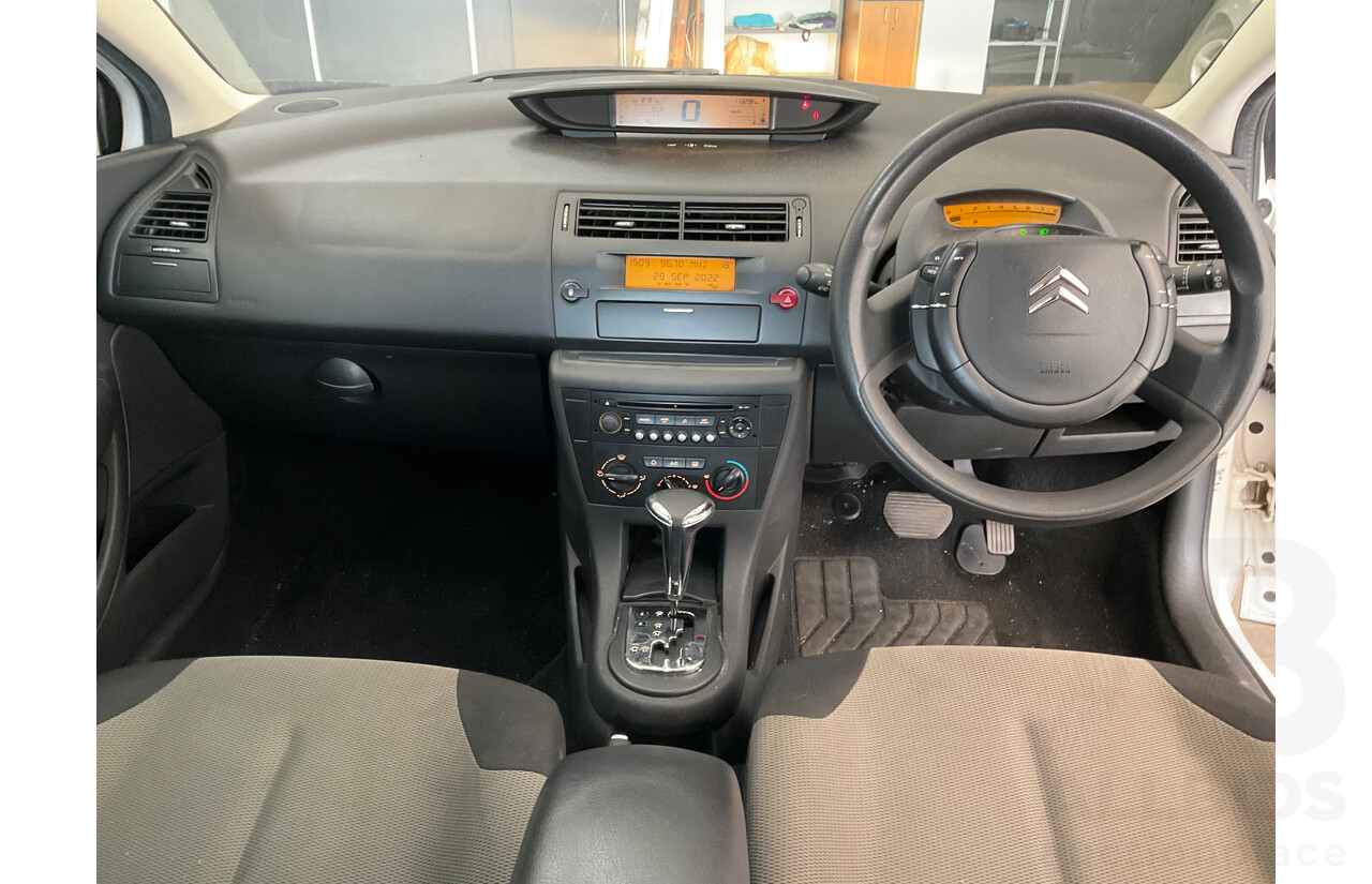 1/2006 Citroen C4 SX  5d Hatchback White 1.6L