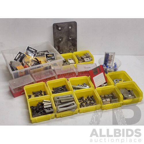 MultiCam Series II CNC Router W/ Perske Spindle Motor, Dust Extraction Unit & Accessories