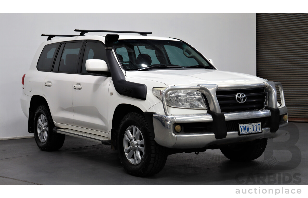 11/2007 Toyota Landcruiser GXL (4x4) VDJ200R 4d Wagon White 4.5L