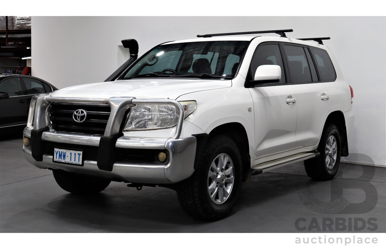 11/2007 Toyota Landcruiser GXL (4x4) VDJ200R 4d Wagon White 4.5L