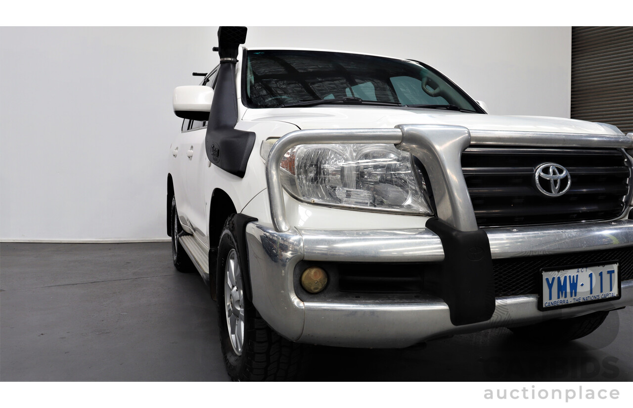 11/2007 Toyota Landcruiser GXL (4x4) VDJ200R 4d Wagon White 4.5L