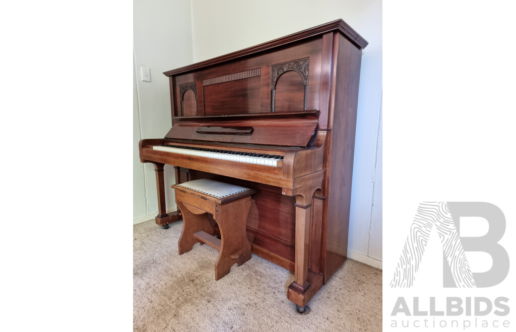 R.Görs and Spangenberg Upright Piano