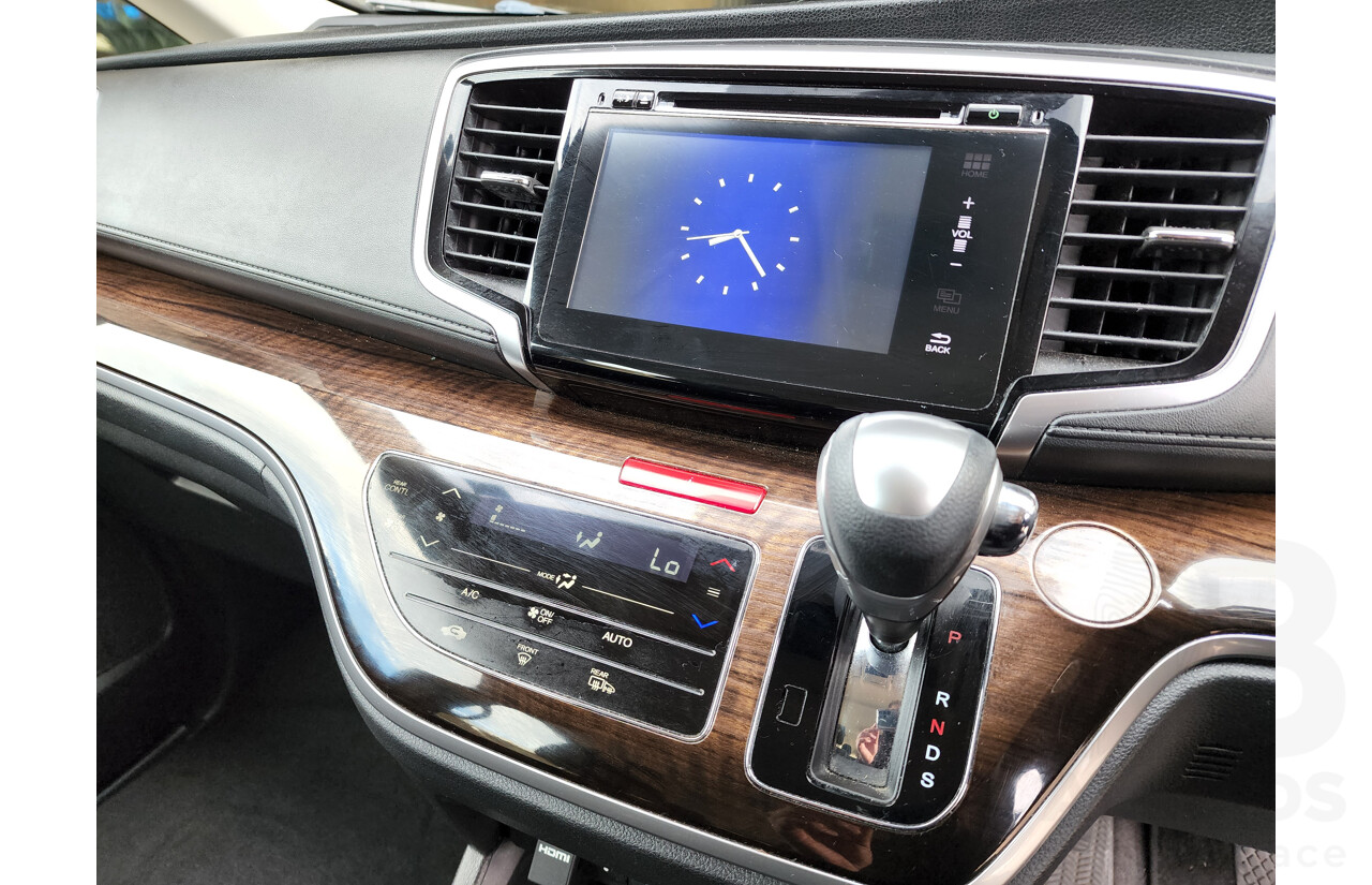 4/2017 Honda Odyssey VTi RC 4d Wagon Silver 2.4L - 8 Seater