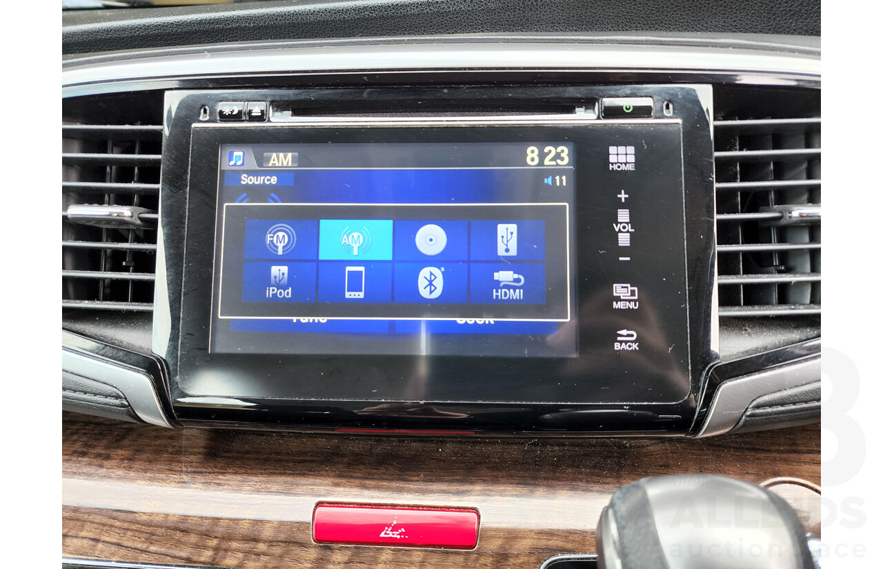 4/2017 Honda Odyssey VTi RC 4d Wagon Silver 2.4L - 8 Seater