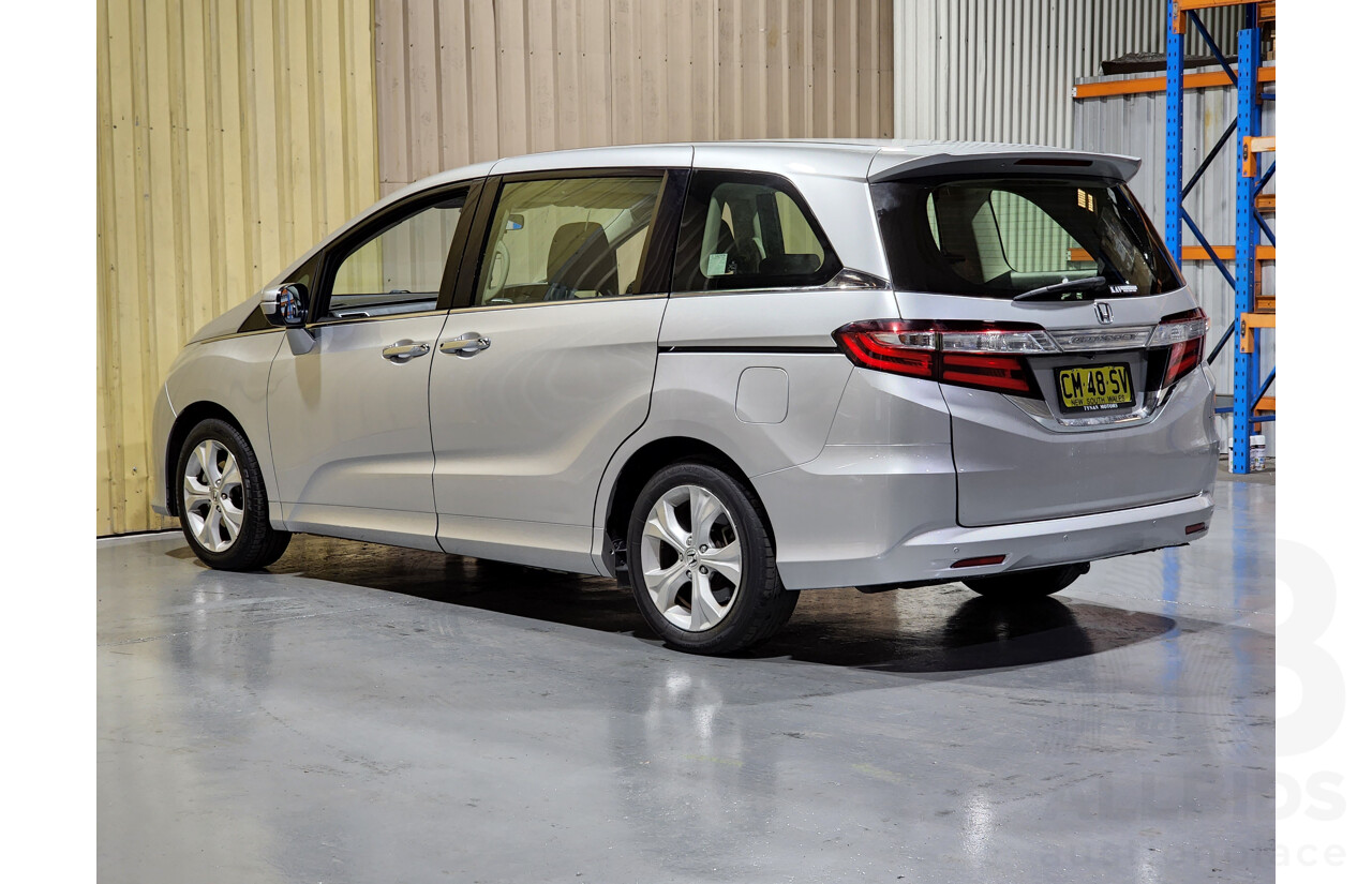4/2017 Honda Odyssey VTi RC 4d Wagon Silver 2.4L - 8 Seater