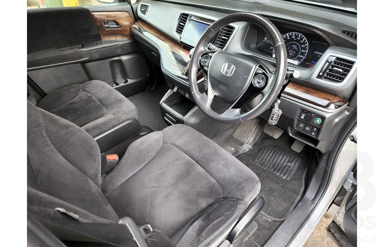 4/2017 Honda Odyssey VTi RC 4d Wagon Silver 2.4L - 8 Seater