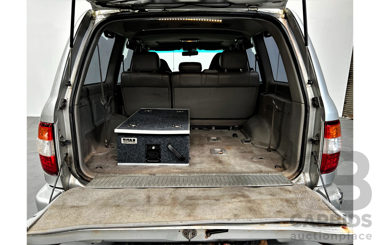 9/2006 Toyota Landcruiser VX (4x4) UZJ100R 4d Wagon Silver 4.7L