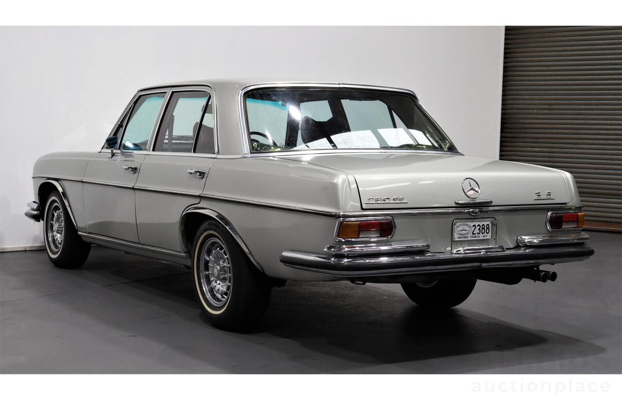 1/1972 Mercedes-Benz 280 SE 3.5  4d Sedan Silver Or Chrome 3.5L V8