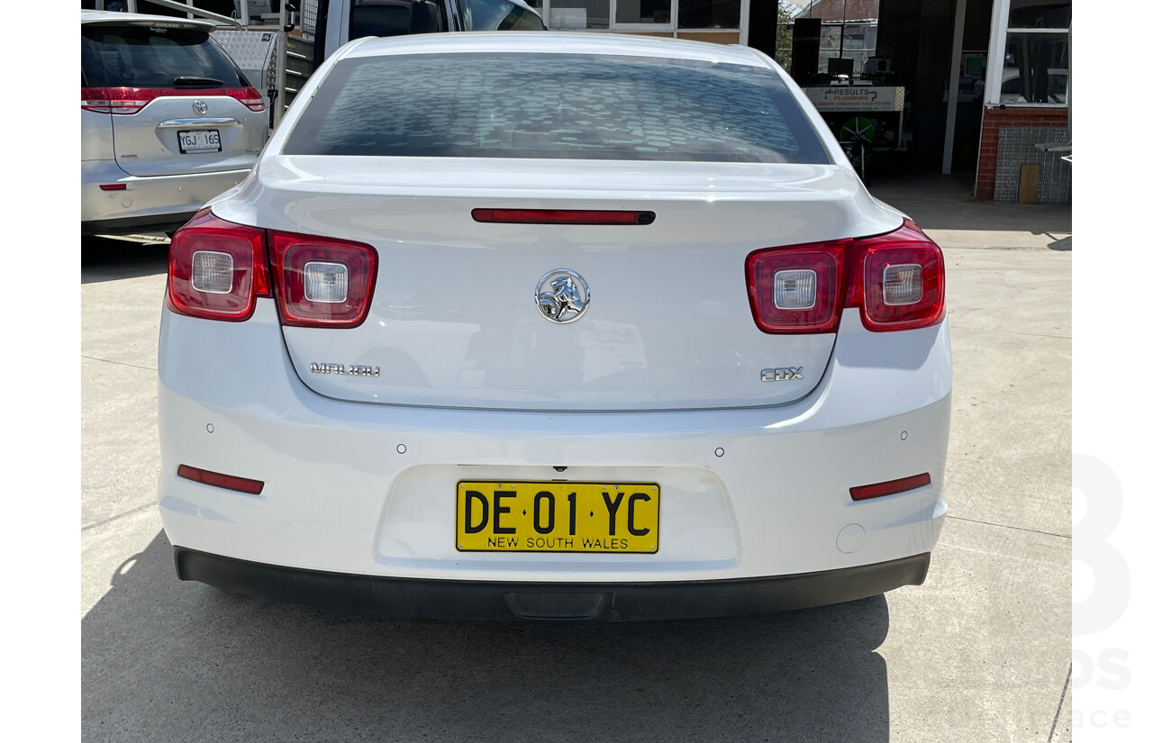 10/2013 Holden Malibu CDX EM 4d Sedan White 2.0L
