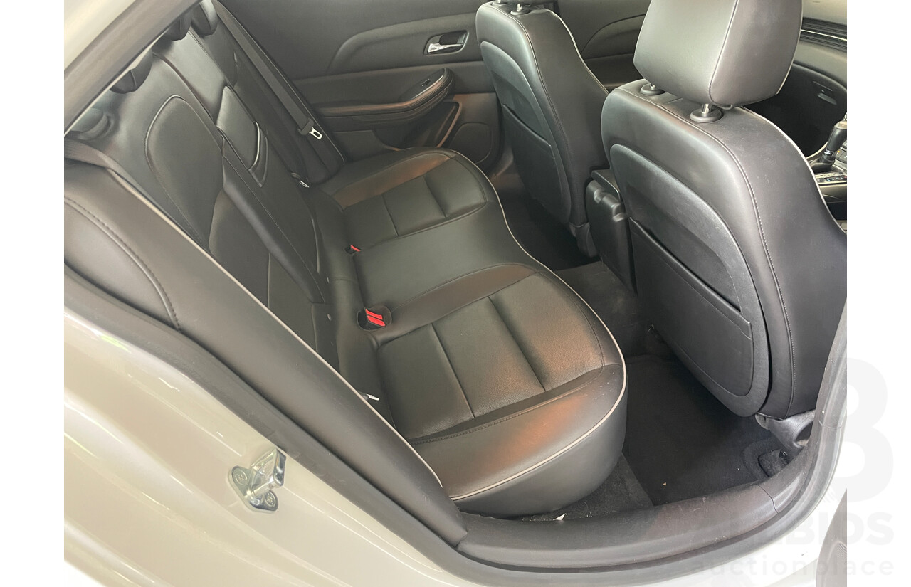 10/2013 Holden Malibu CDX EM 4d Sedan White 2.0L