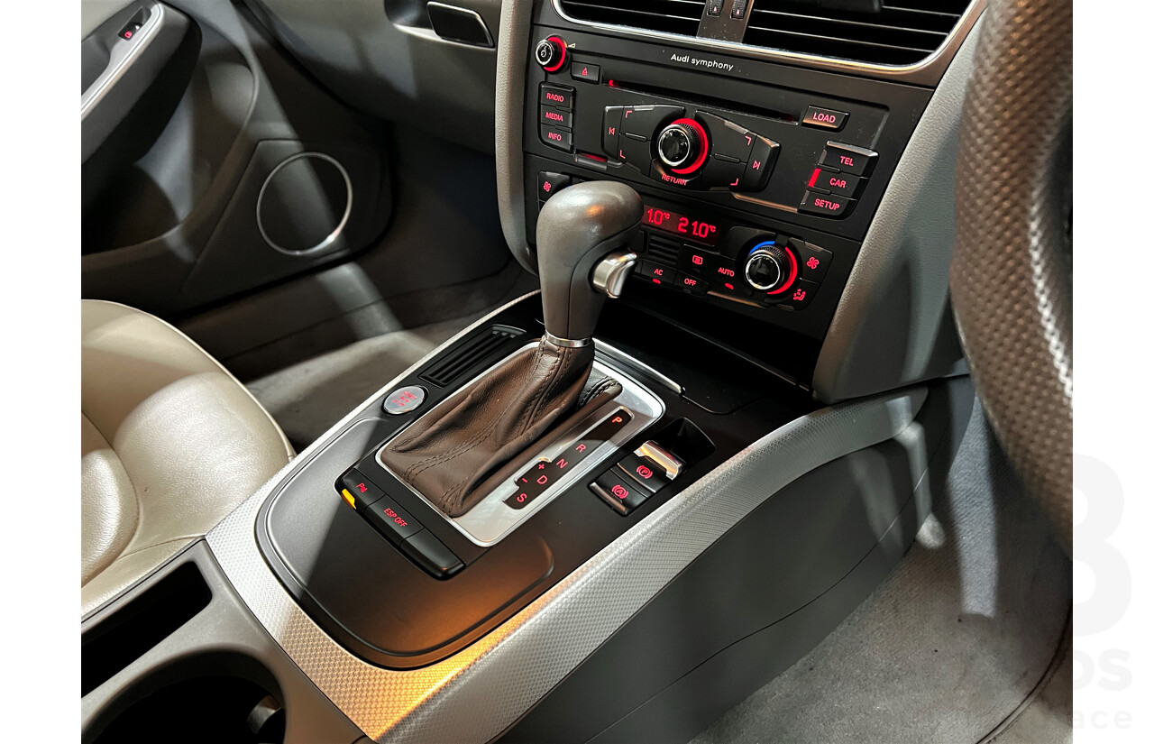 11/2009 Audi A4 2.0 TFSI Quattro B8 (8K) 4d Sedan Blue 2.0L