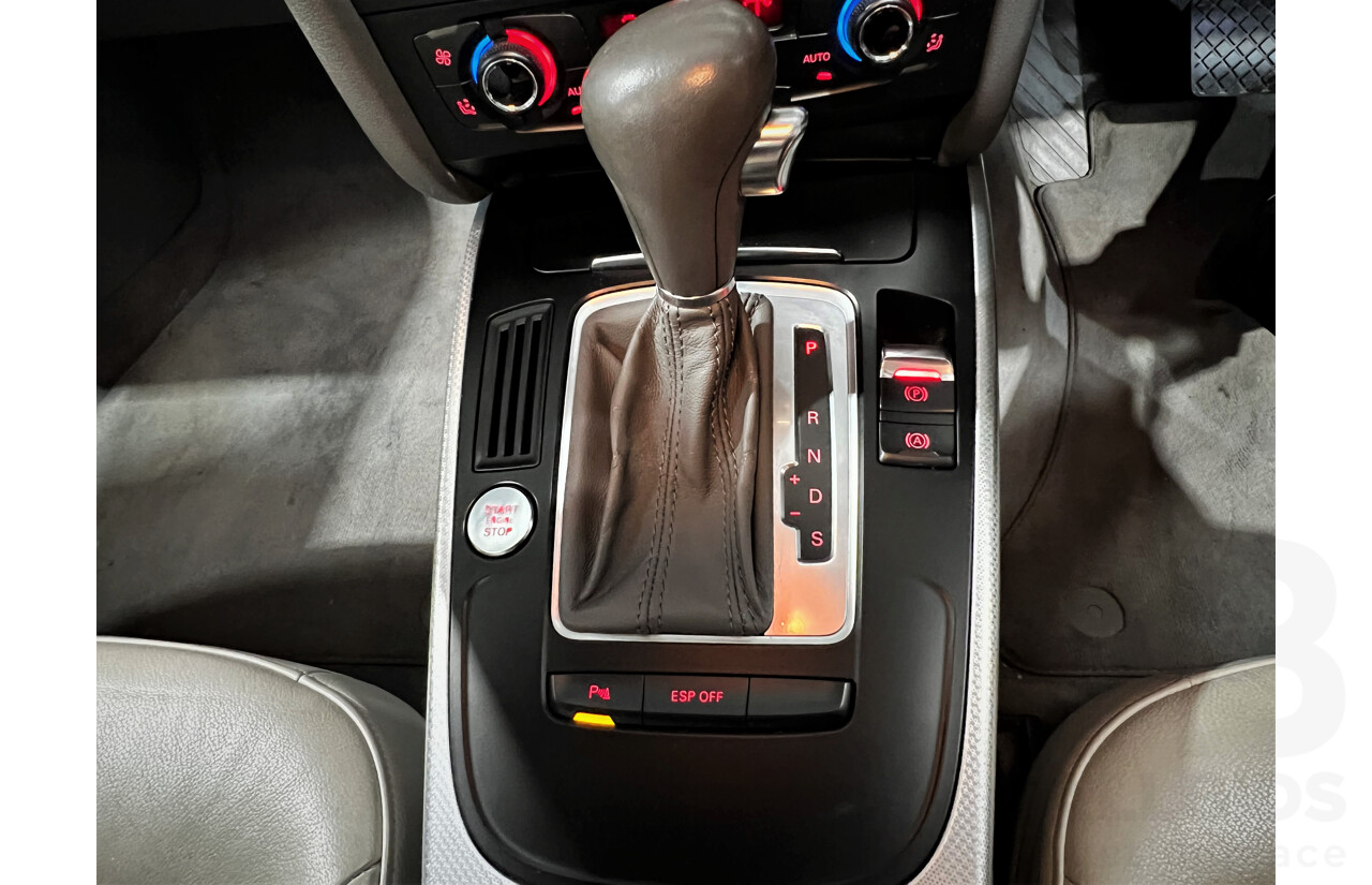 11/2009 Audi A4 2.0 TFSI Quattro B8 (8K) 4d Sedan Blue 2.0L