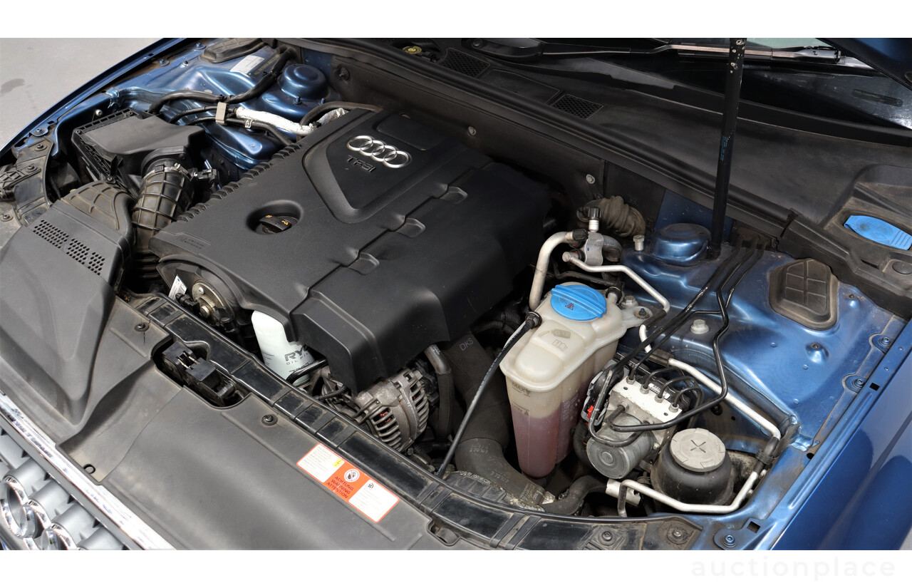 11/2009 Audi A4 2.0 TFSI Quattro B8 (8K) 4d Sedan Blue 2.0L