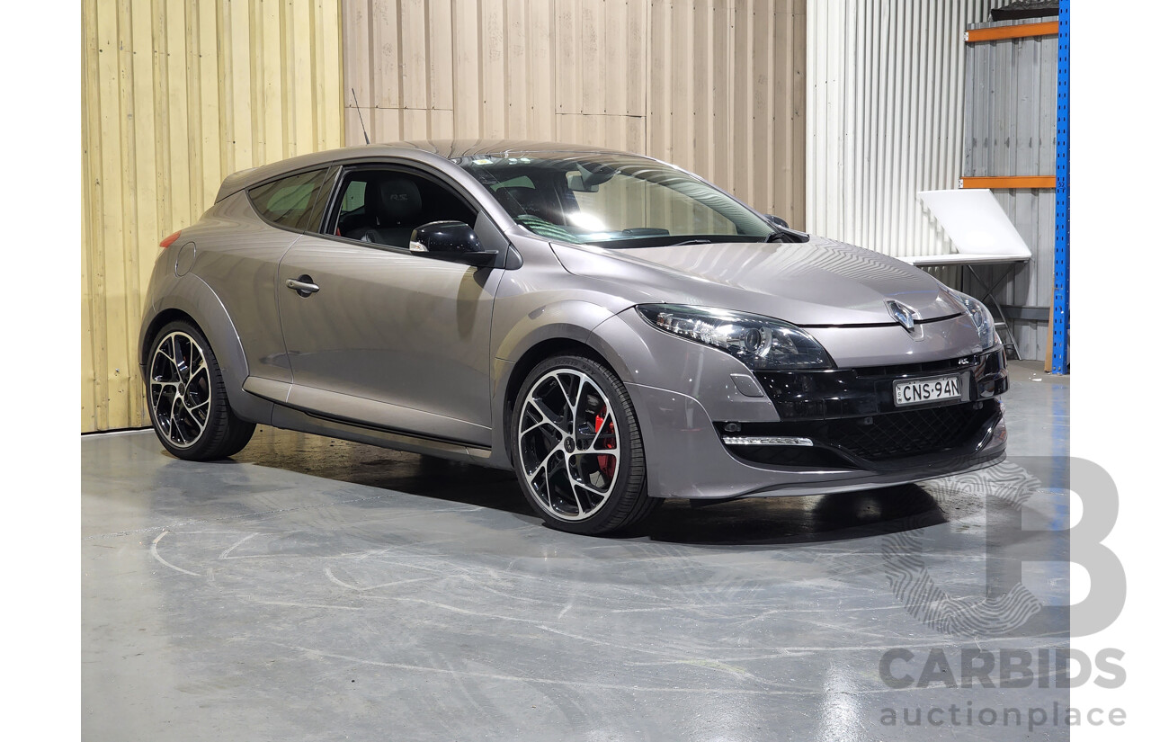 3/2013 Renault Megane RS 265 Trophy + X95 3d Hatchback Lunar Grey Metallic 2.0L - Turbo