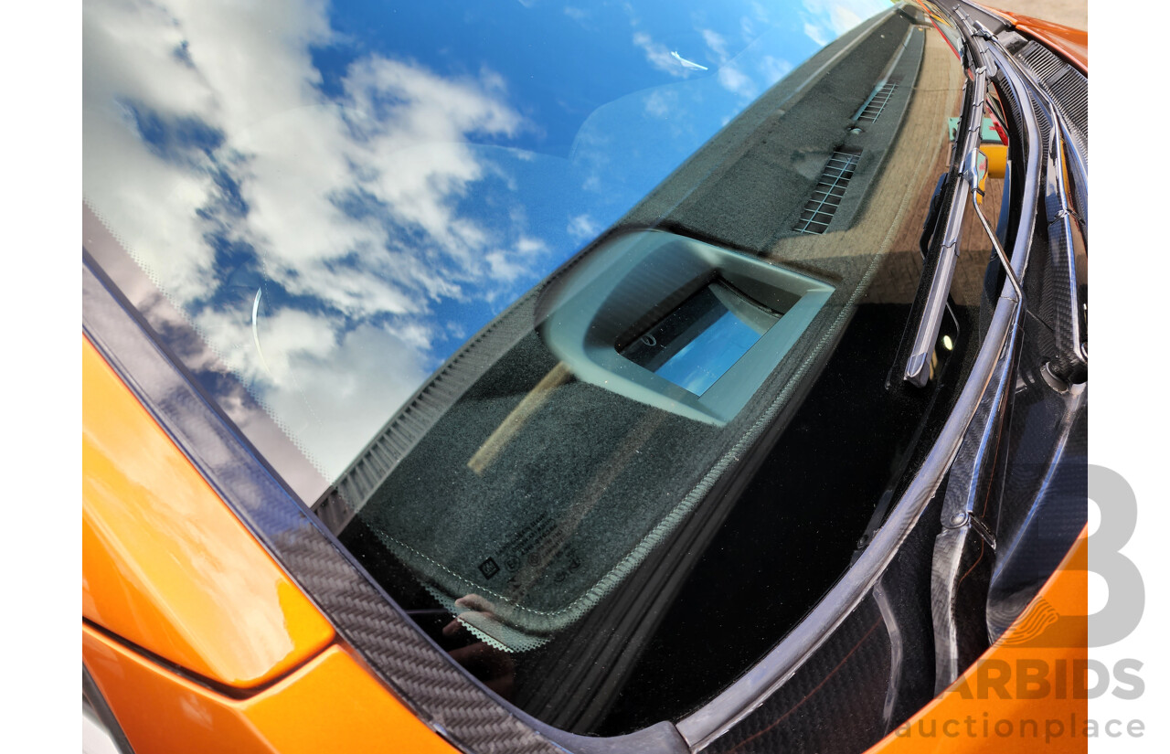 6/2017 Holden HSV Maloo GTS-R #0133 Utility Light My Fire Orange LSA 6.2L Supercharged V8