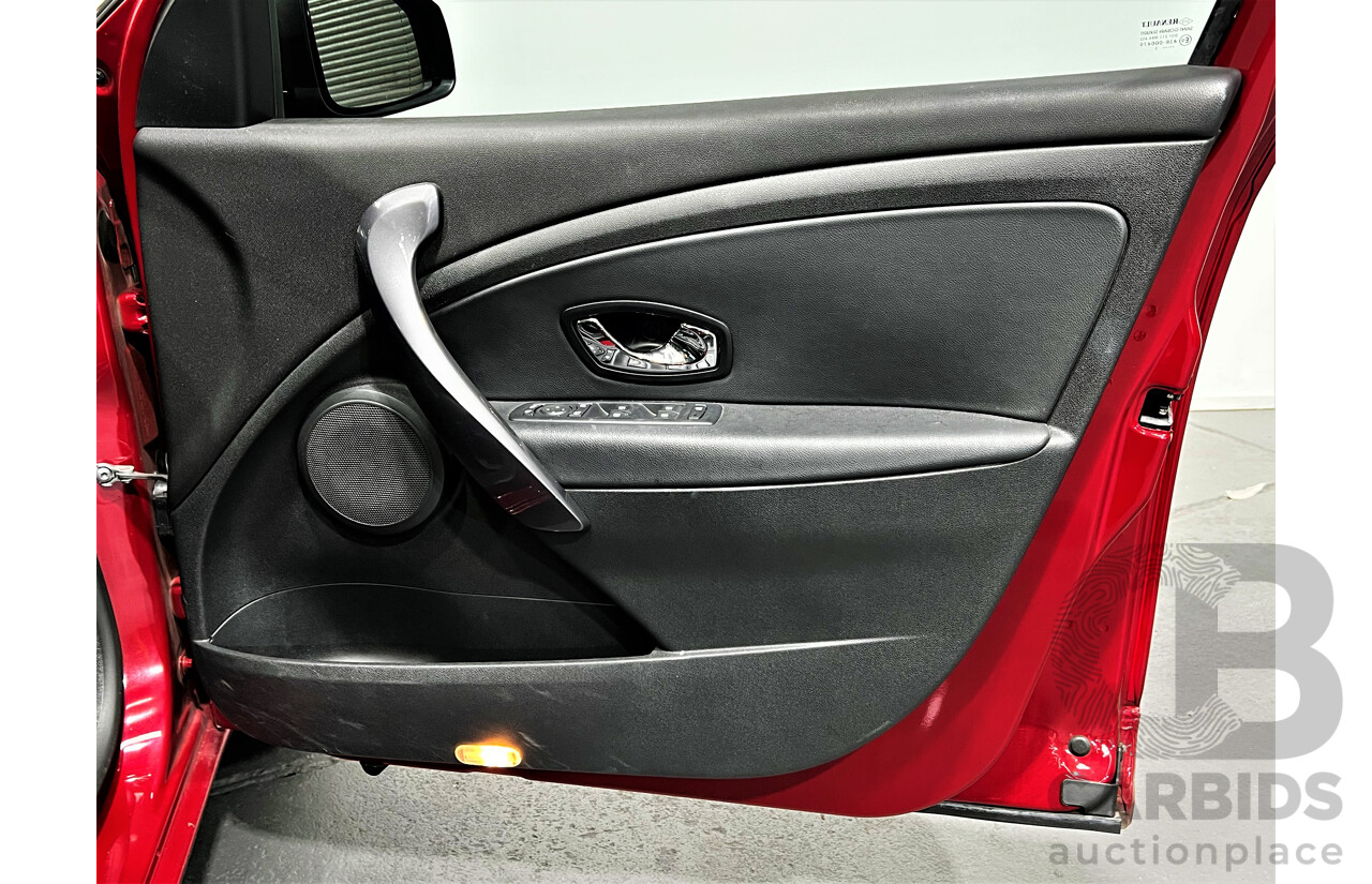 5/2015 Renault Megane Gt-Line Premium 4d Wagon Red 1.2L Turbo