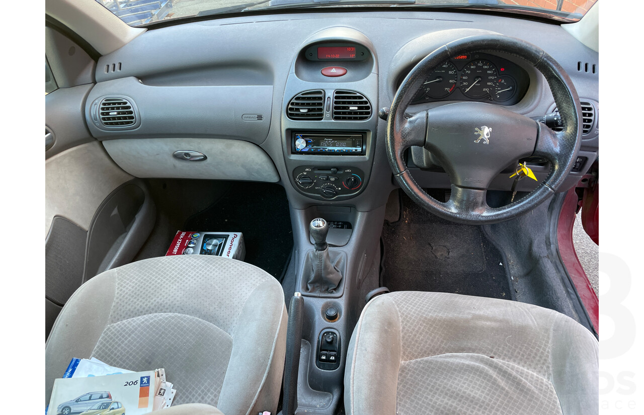 8/2003 Peugeot 206 XT  5d Hatchback Red 1.6L