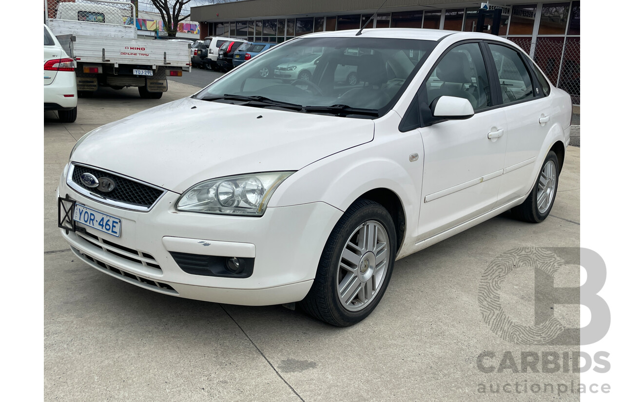 7/2005 Ford Focus GHIA LS 4d Sedan White 2.0L