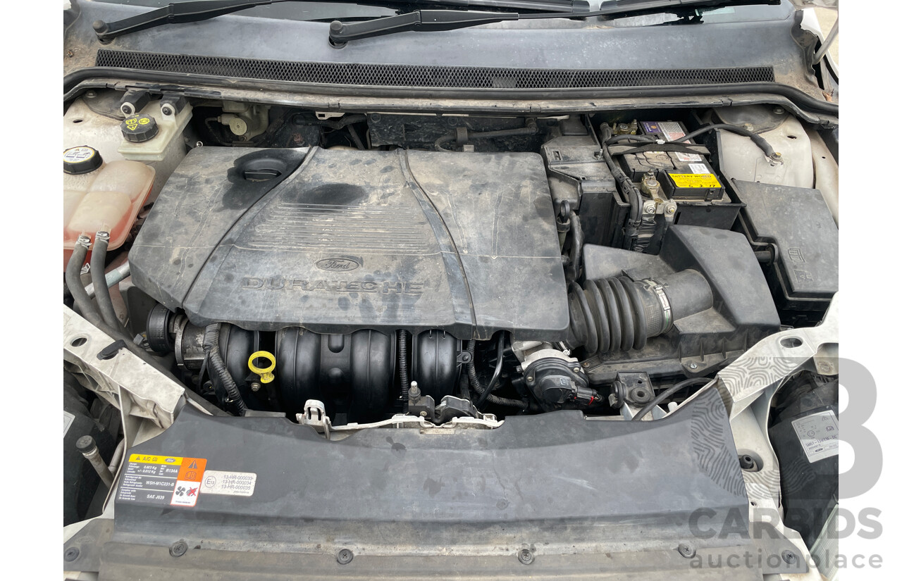 7/2005 Ford Focus GHIA LS 4d Sedan White 2.0L