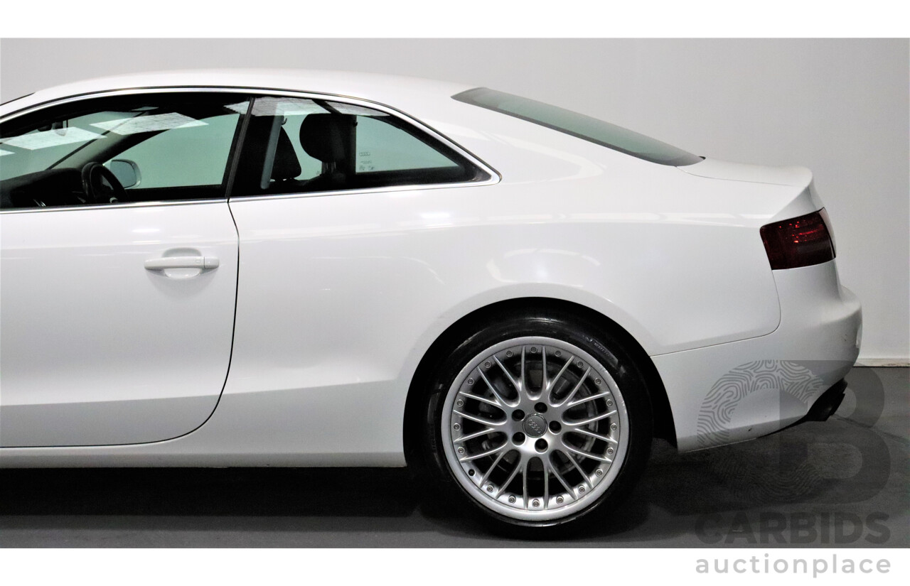9/2010 Audi A5 2.0 TFSI 8T 2d Coupe White 2.0L Turbo