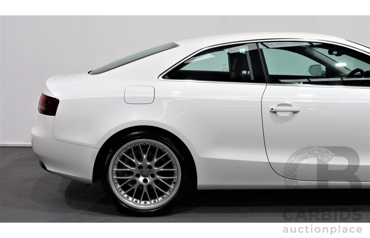 9/2010 Audi A5 2.0 TFSI 8T 2d Coupe White 2.0L Turbo