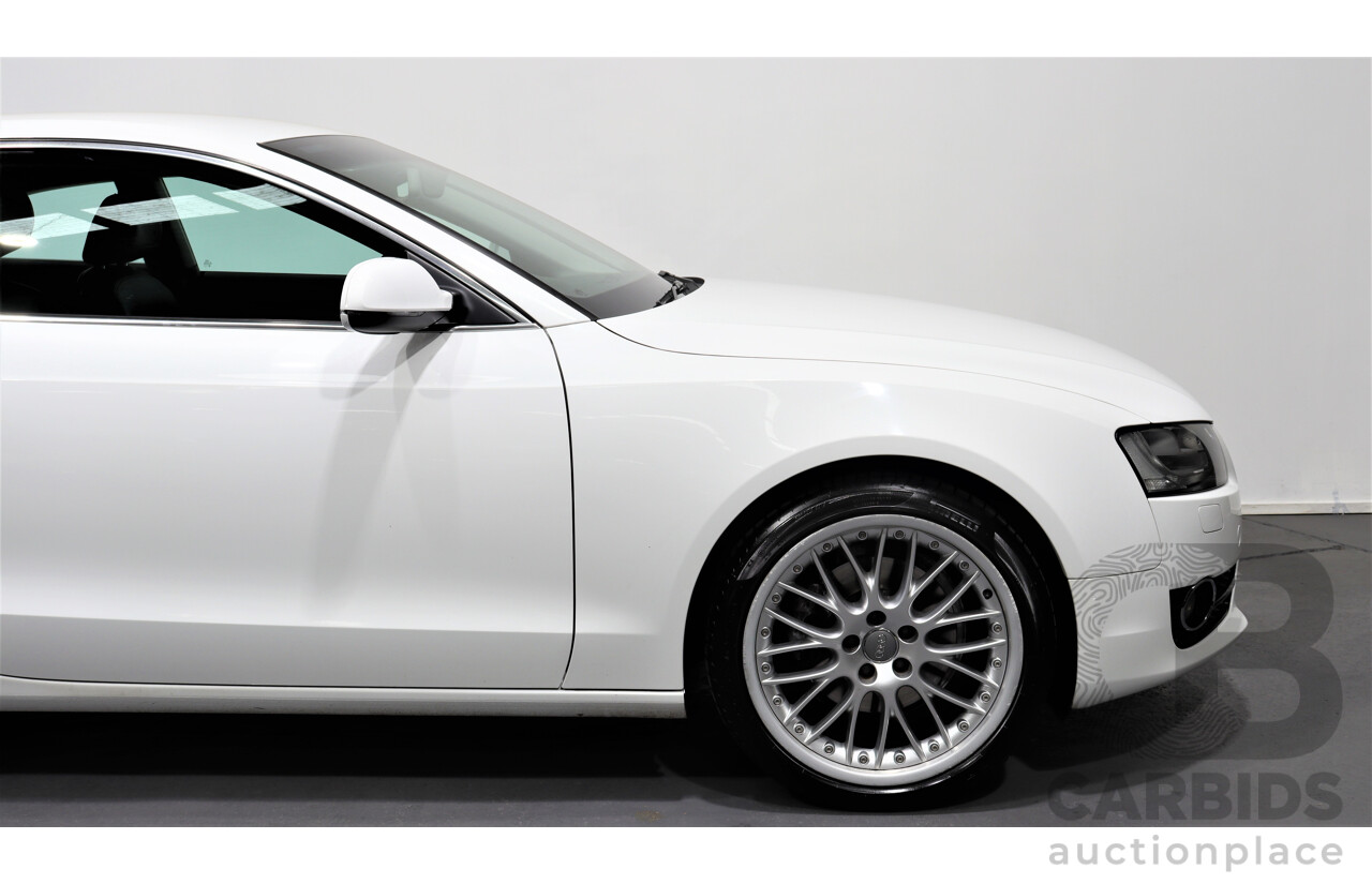 9/2010 Audi A5 2.0 TFSI 8T 2d Coupe White 2.0L Turbo