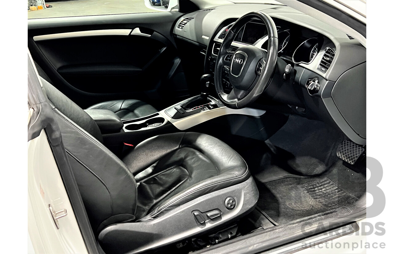 9/2010 Audi A5 2.0 TFSI 8T 2d Coupe White 2.0L Turbo