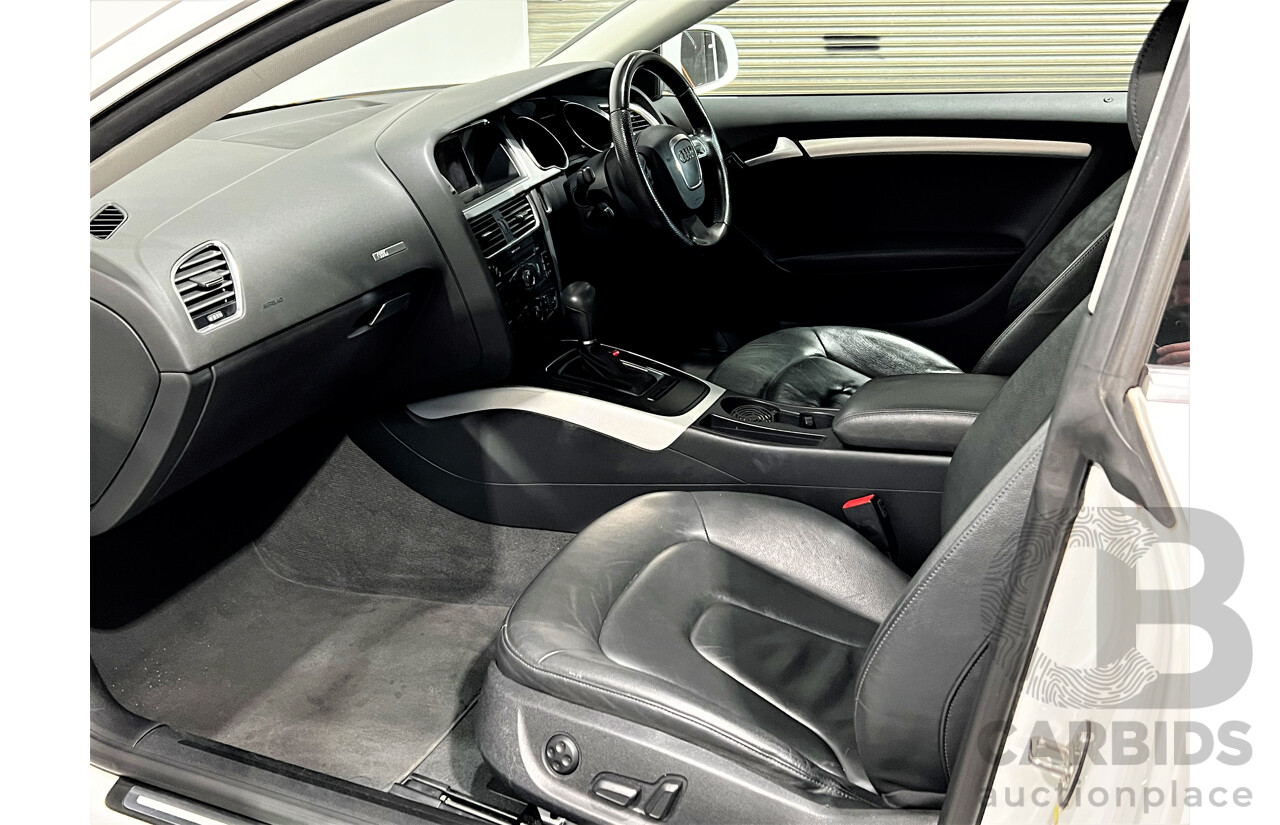 9/2010 Audi A5 2.0 TFSI 8T 2d Coupe White 2.0L Turbo