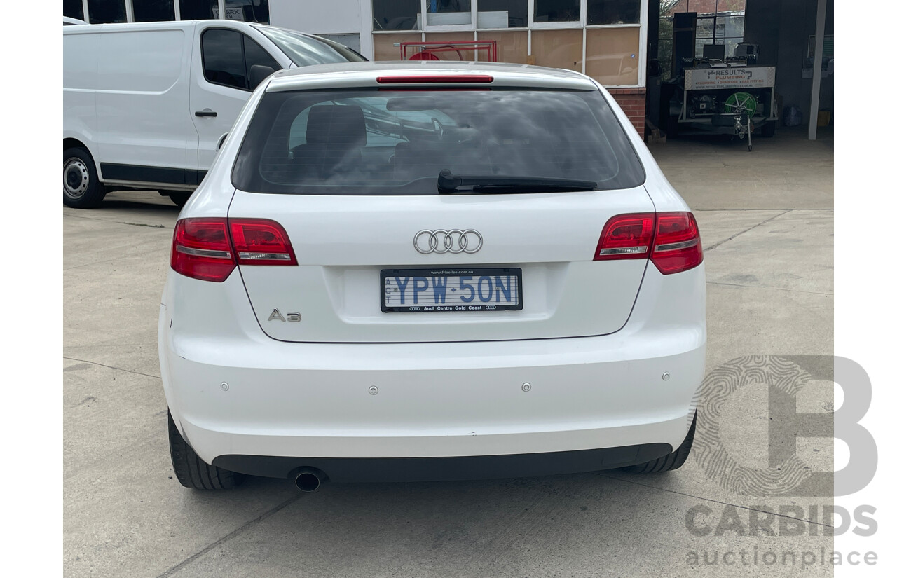 2/2009 Audi A3 Sportback 1.6 Attraction 8P 5d Hatchback White 1.6L