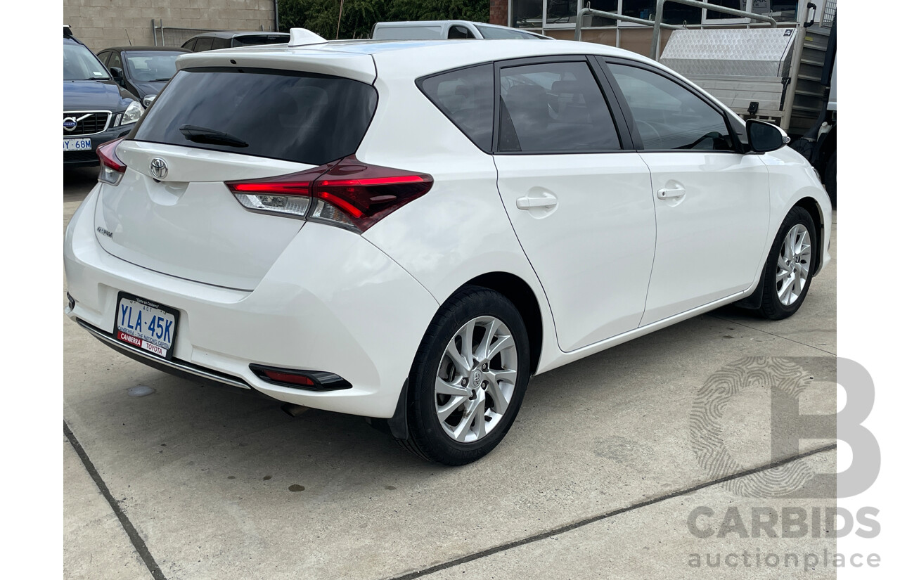 2/2016 Toyota Corolla Ascent Sport ZRE182R 5d Hatchback White 1.8L