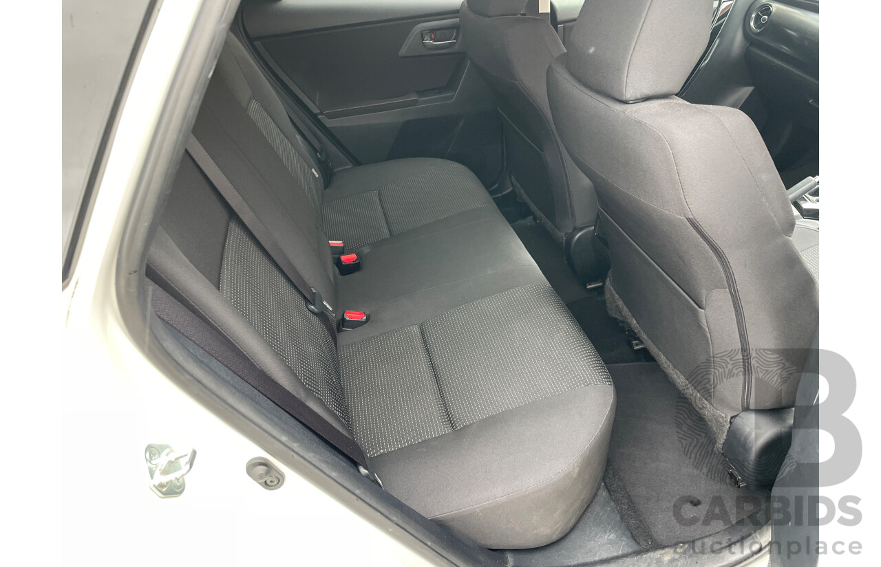 2/2016 Toyota Corolla Ascent Sport ZRE182R 5d Hatchback White 1.8L