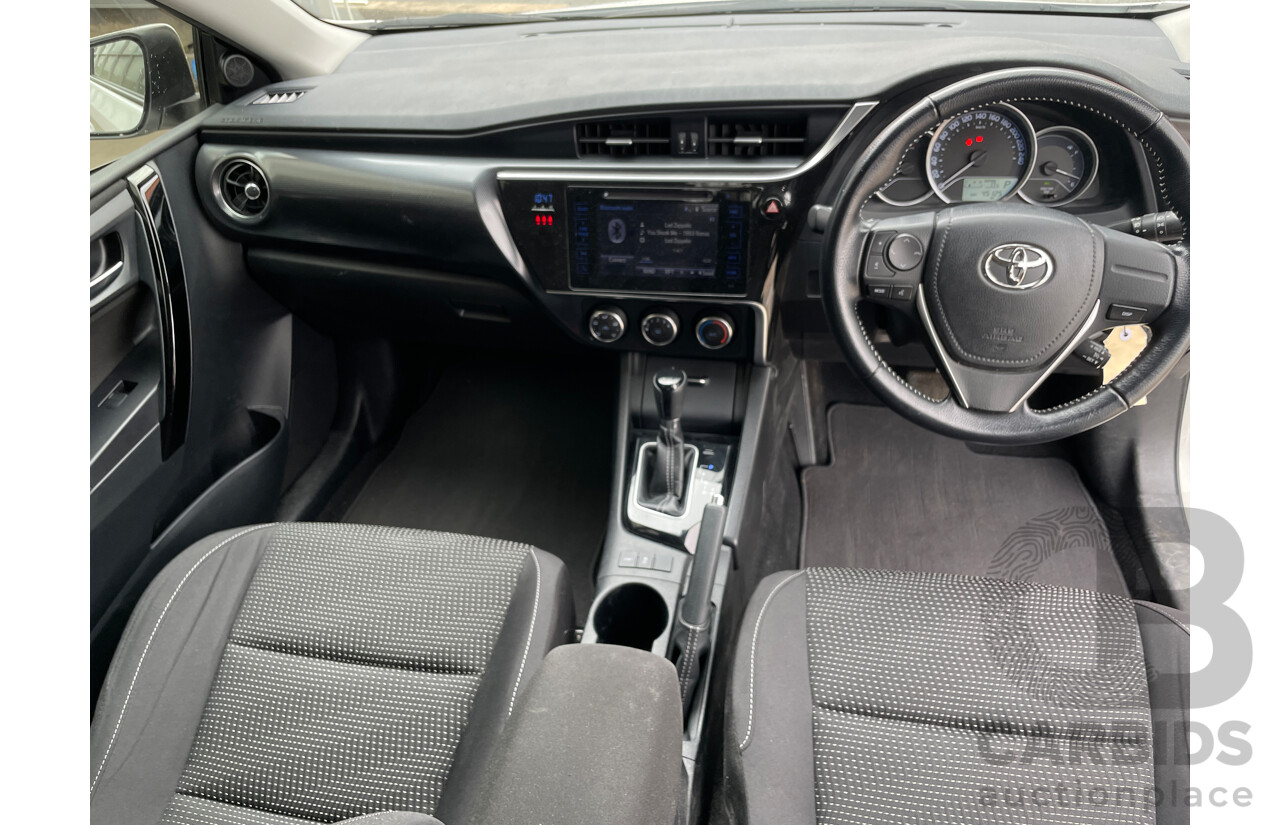 2/2016 Toyota Corolla Ascent Sport ZRE182R 5d Hatchback White 1.8L