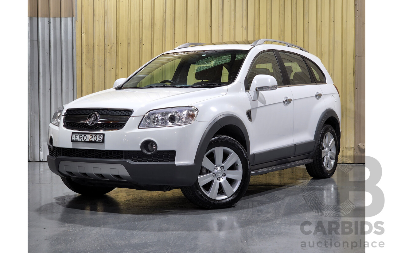 5/2010 Holden Captiva LX (4x4) CG MY10 4d Wagon White 2.0L Turbo Diesel - 7 Seater