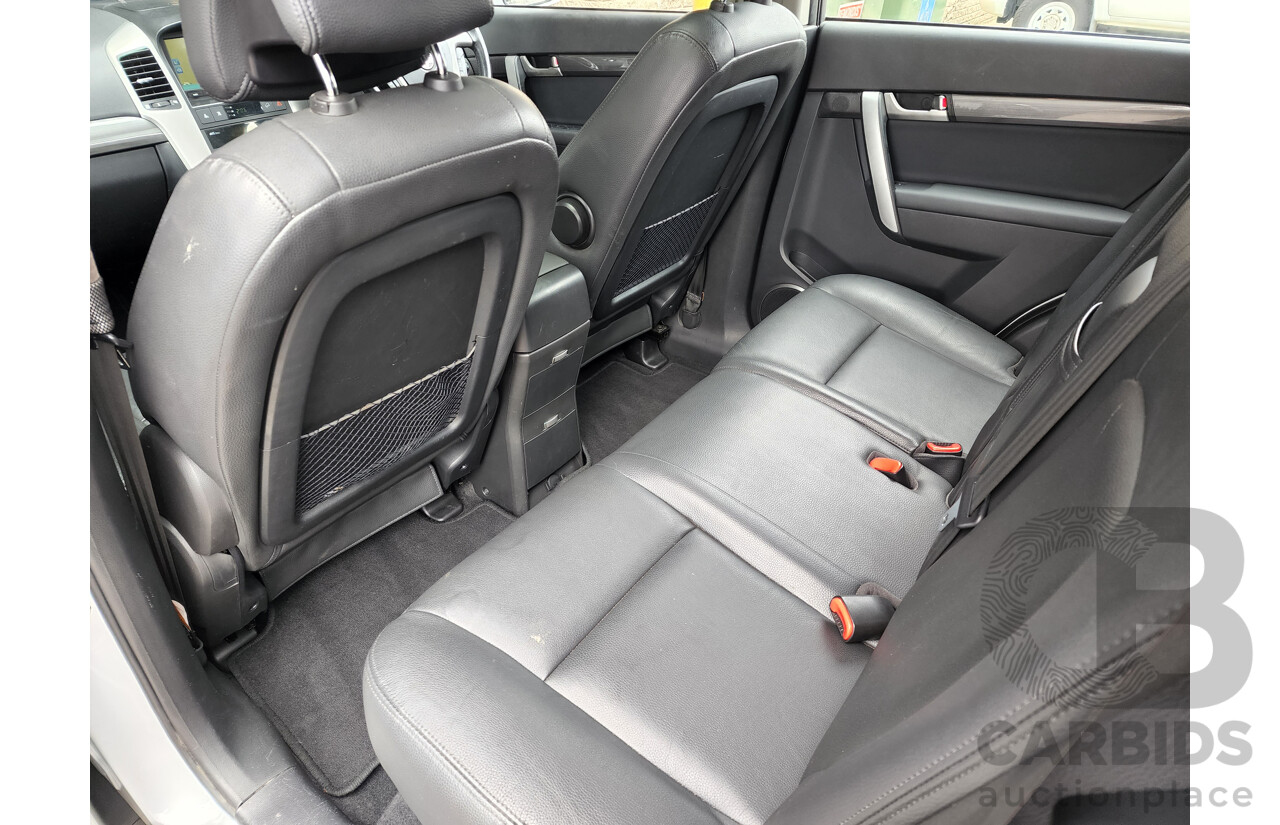 5/2010 Holden Captiva LX (4x4) CG MY10 4d Wagon White 2.0L Turbo Diesel - 7 Seater