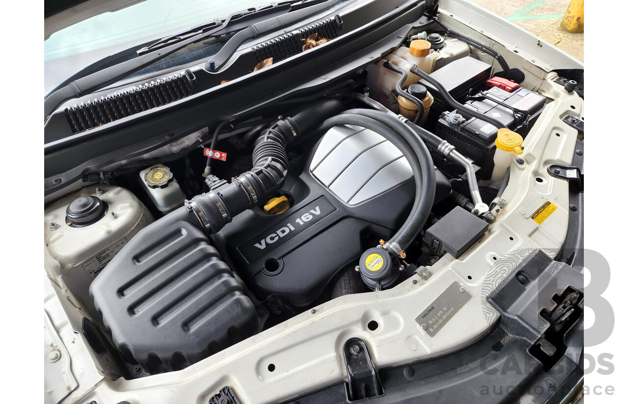 5/2010 Holden Captiva LX (4x4) CG MY10 4d Wagon White 2.0L Turbo Diesel - 7 Seater