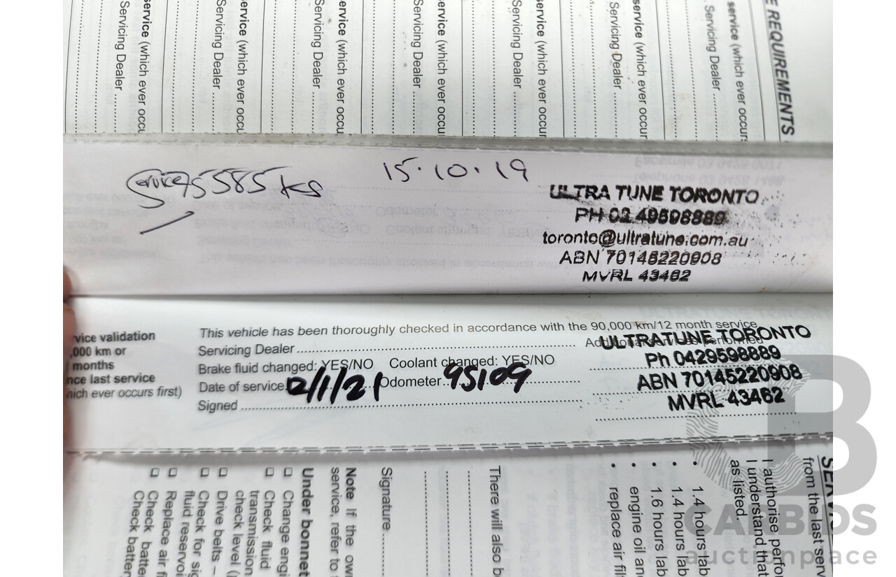 5/2010 Holden Captiva LX (4x4) CG MY10 4d Wagon White 2.0L Turbo Diesel - 7 Seater