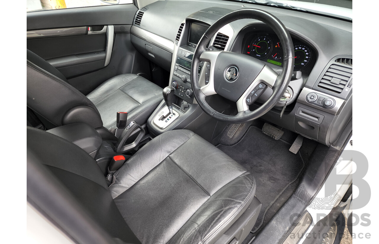 5/2010 Holden Captiva LX (4x4) CG MY10 4d Wagon White 2.0L Turbo Diesel - 7 Seater